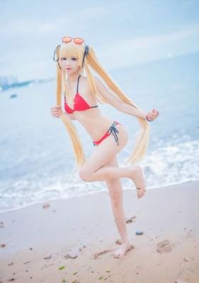 热辣披萨女孩